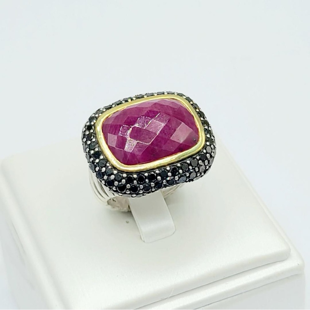 David Yurman Waverly Ring With Ruby Black Diamonds And Gold - Picture 15 of 16